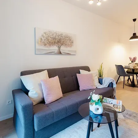 아파트 Metropolis Downtown Garage Parking *