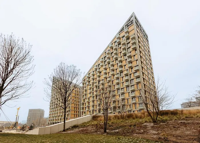 Metropolis Downtown Garage Parking